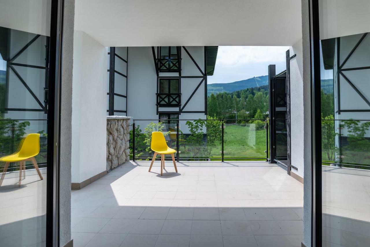 Apartamenty Amira W Kompleksie Apartamenty Piano Świeradów-Zdrój Εξωτερικό φωτογραφία